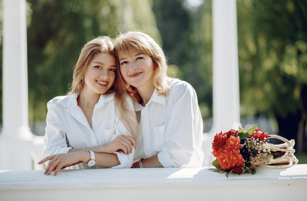 Як привітати доньку з днем народження від мами