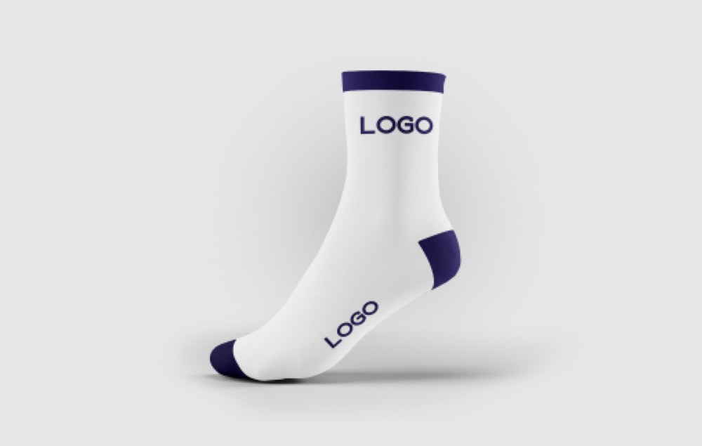 Коли шкарпетки з логотипом стають ефективною рекламою