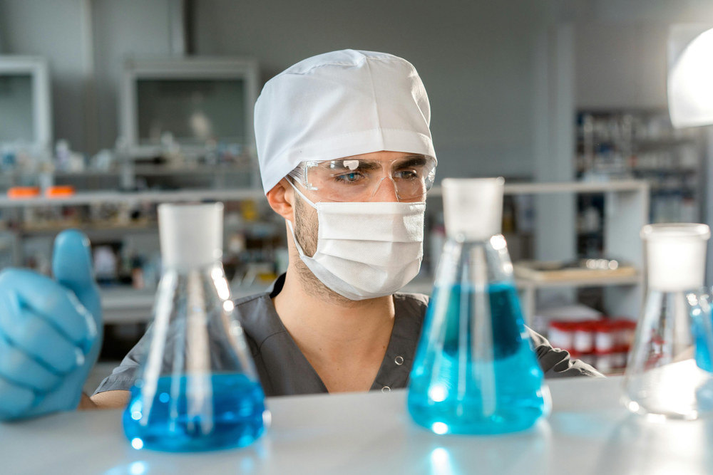 Перевірка якості та безпеки речовин із лабораторією УкрХімАналіз