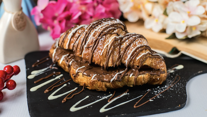 Як приготувати круасани з листкового тіста з нутелою